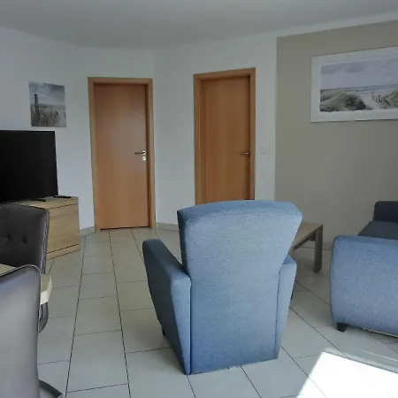 Apartment O8